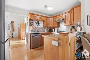 Photo 17- click for photo gallery